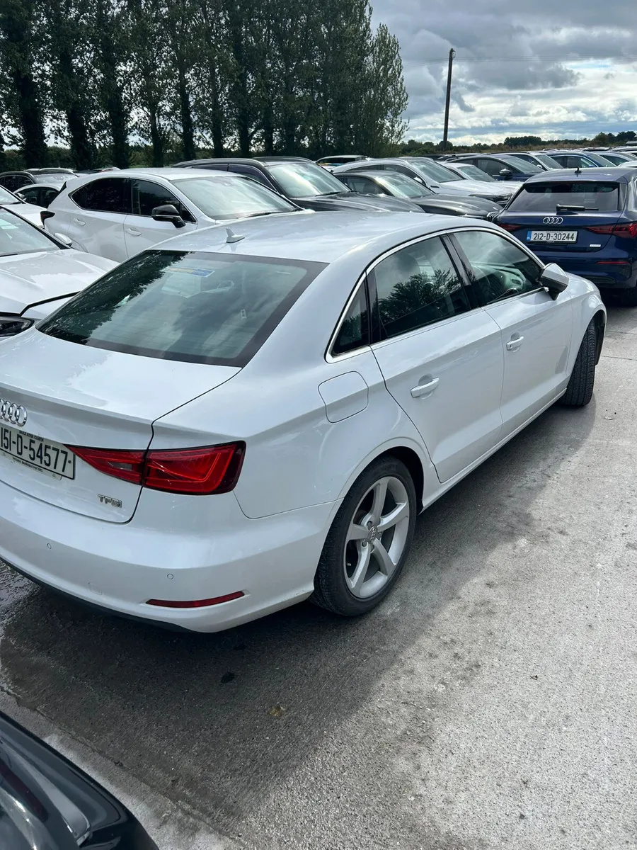 Audi A3 2015 automatic petrol ⛽️ 1.4L €8990 - Image 1