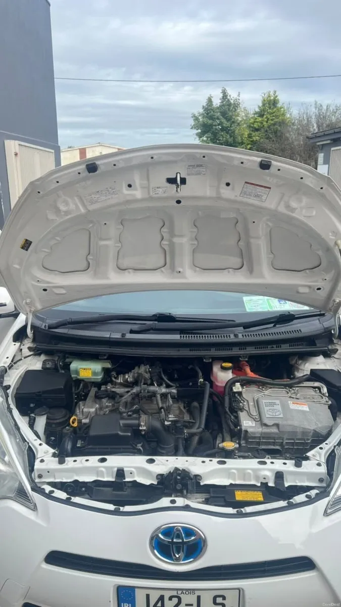 Toyota aqua - Image 2