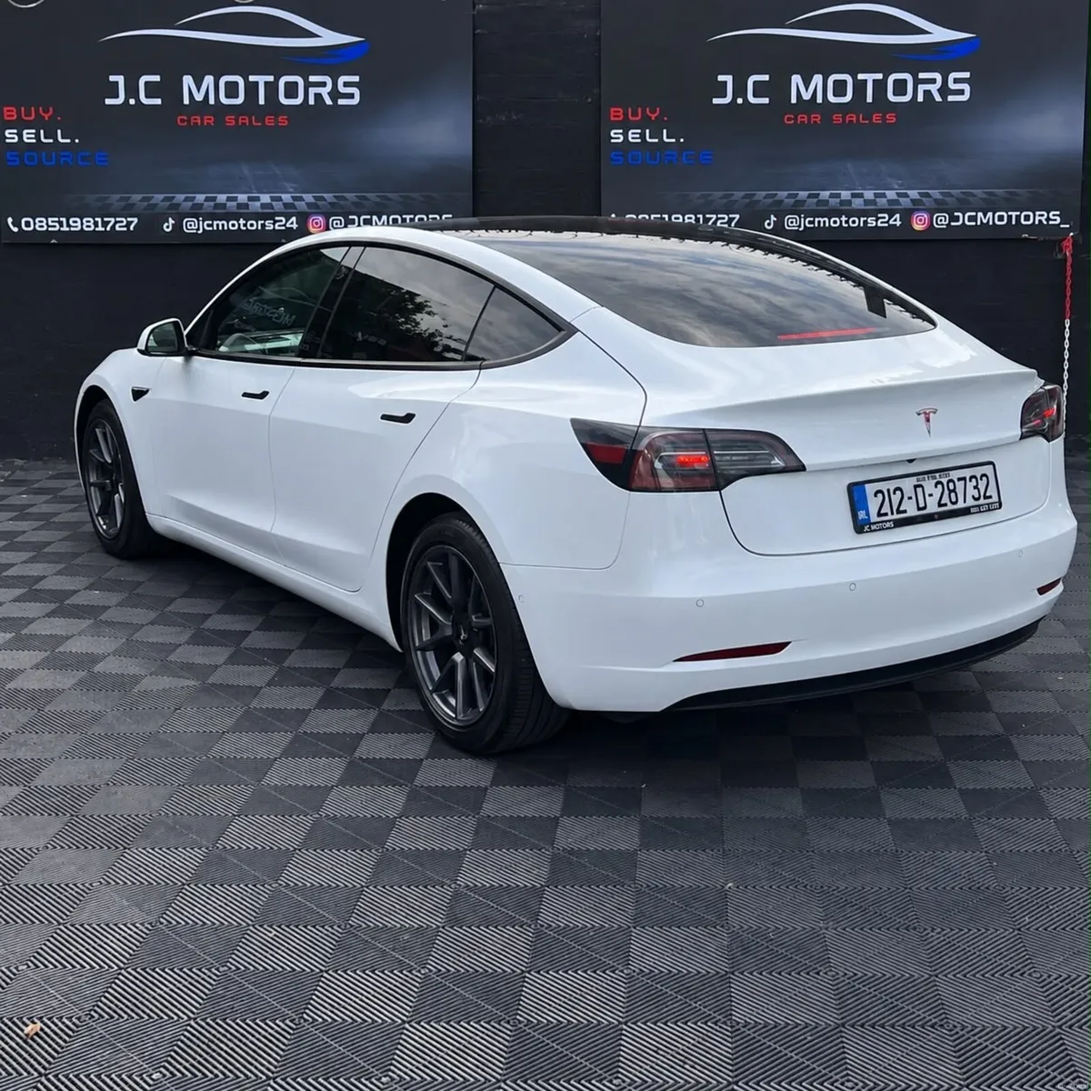 2021 Tesla Model 3 ⚡️80,000km - Image 4