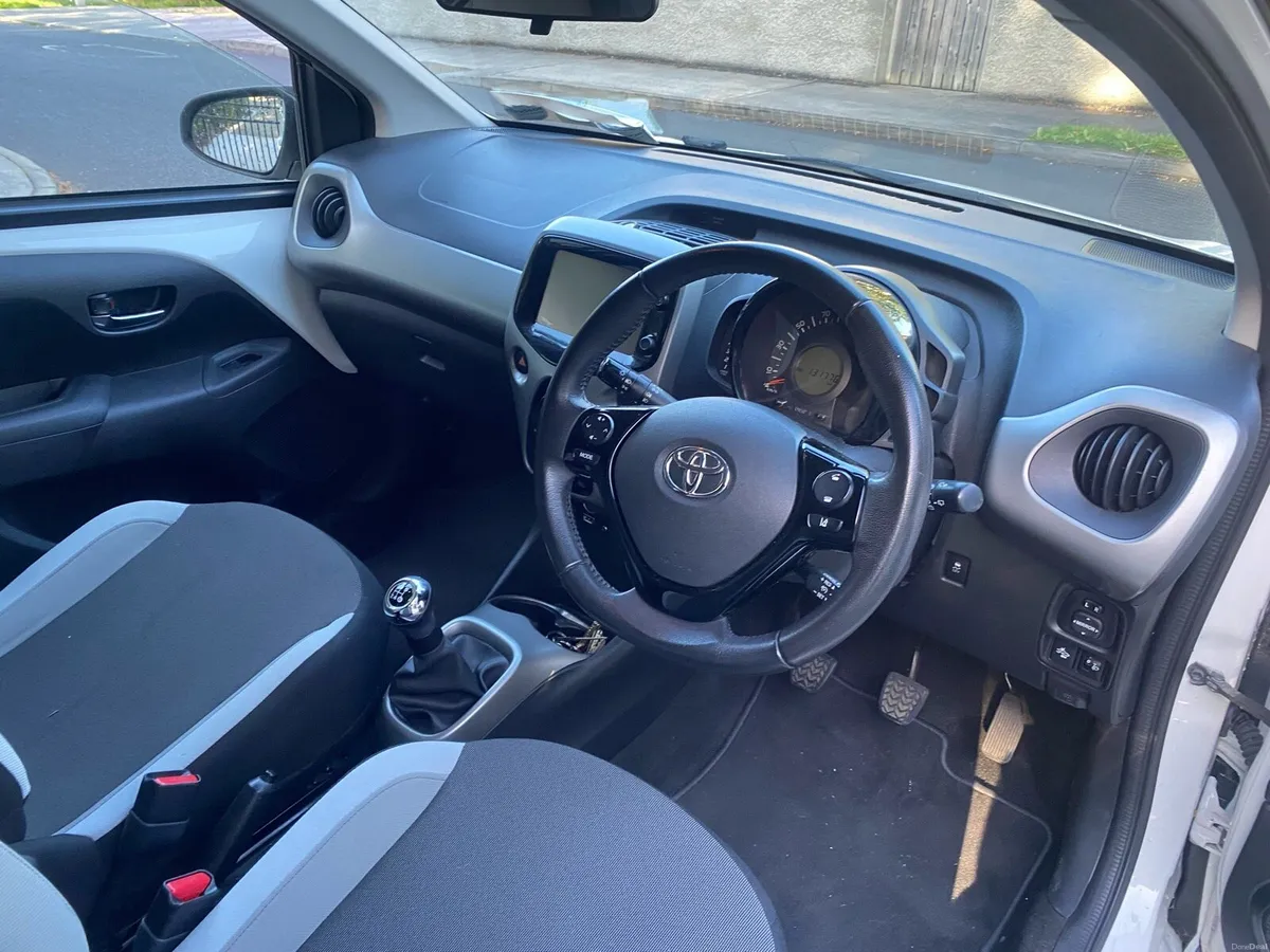 2017 Toyota Aygo 1.0 X-play 4 Door NCT an Taxed - Image 6