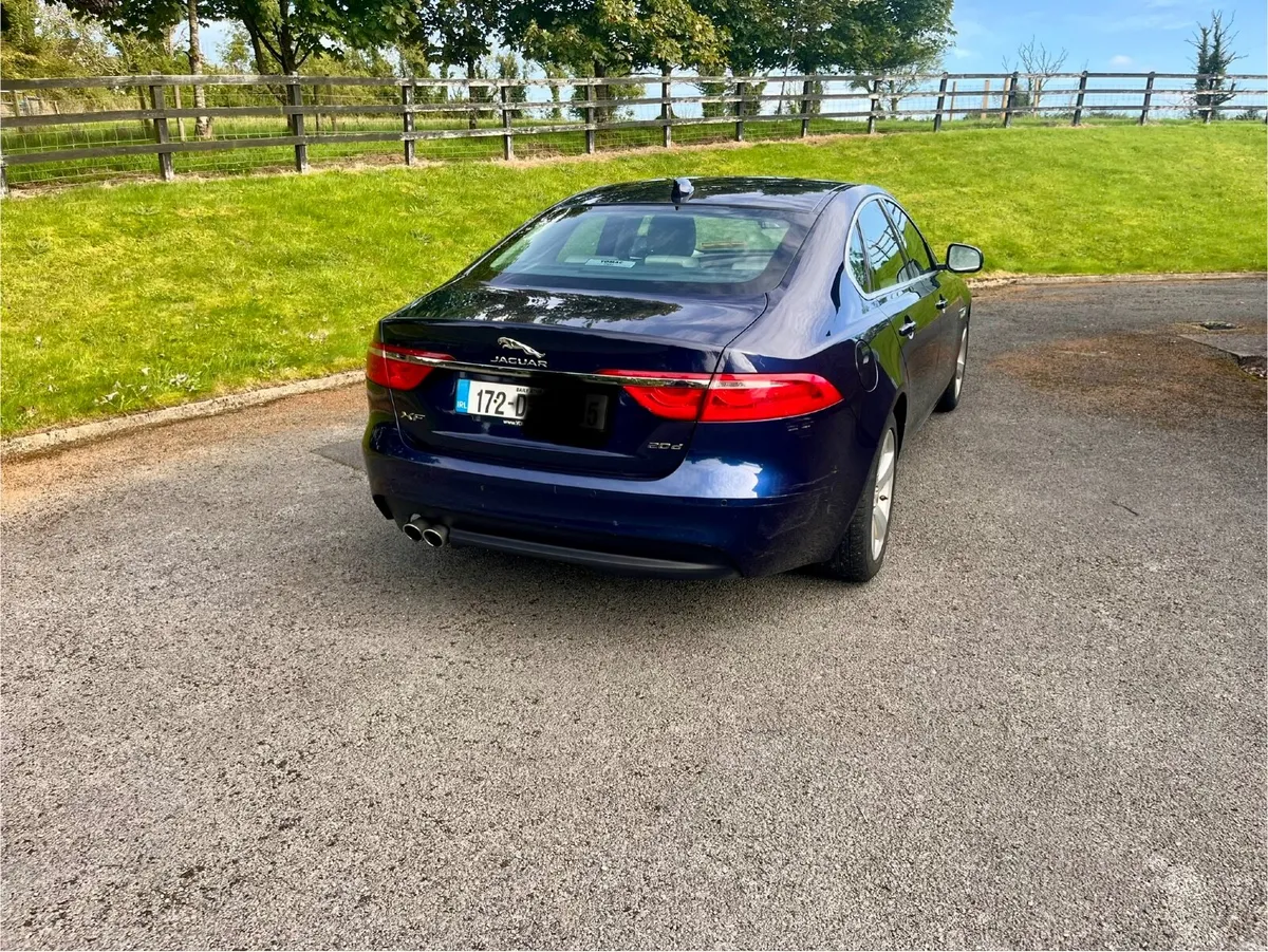 Jaguar XF 2017 - Image 5