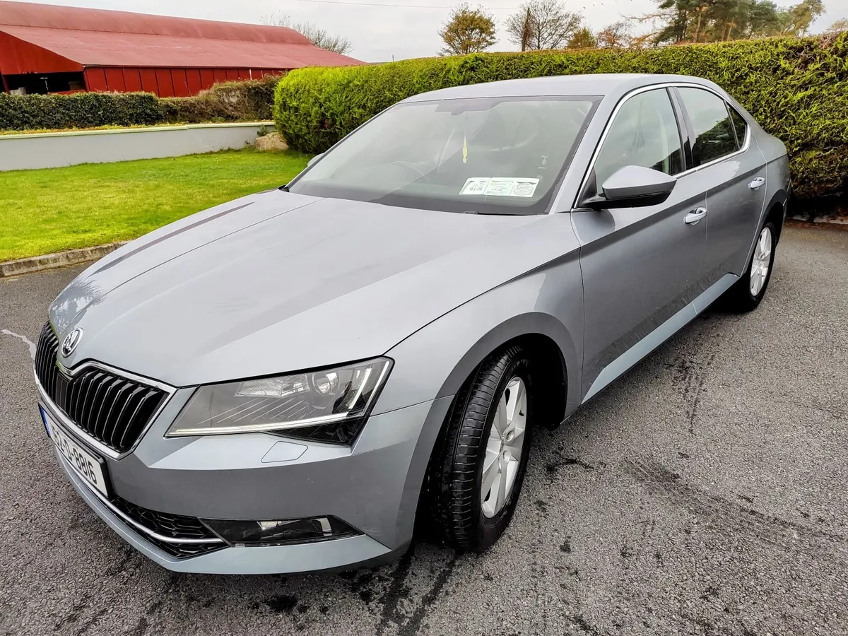 Skoda Superb  AMBITION 1.6 TDI 120BHP 4DR - Image 4