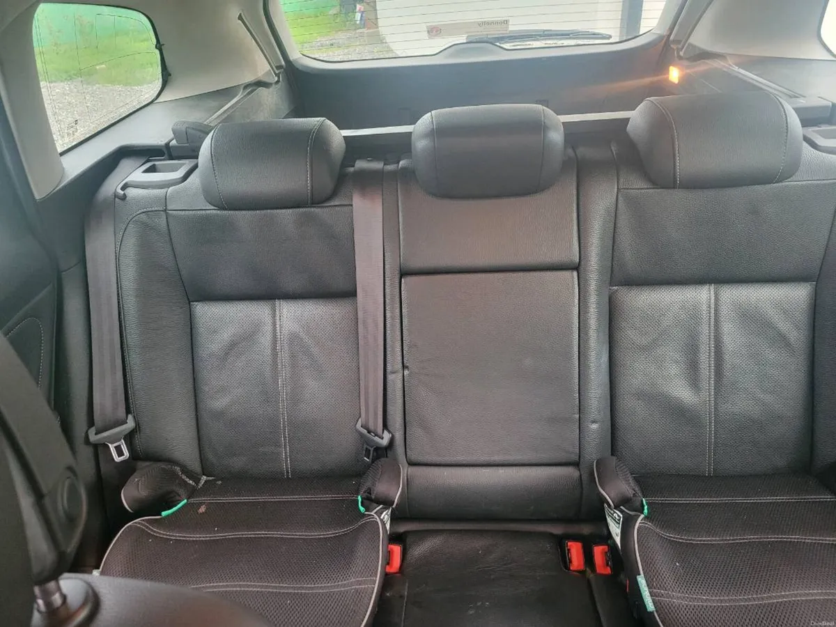 Vauxhall Astra Tourer (estate) - Image 6