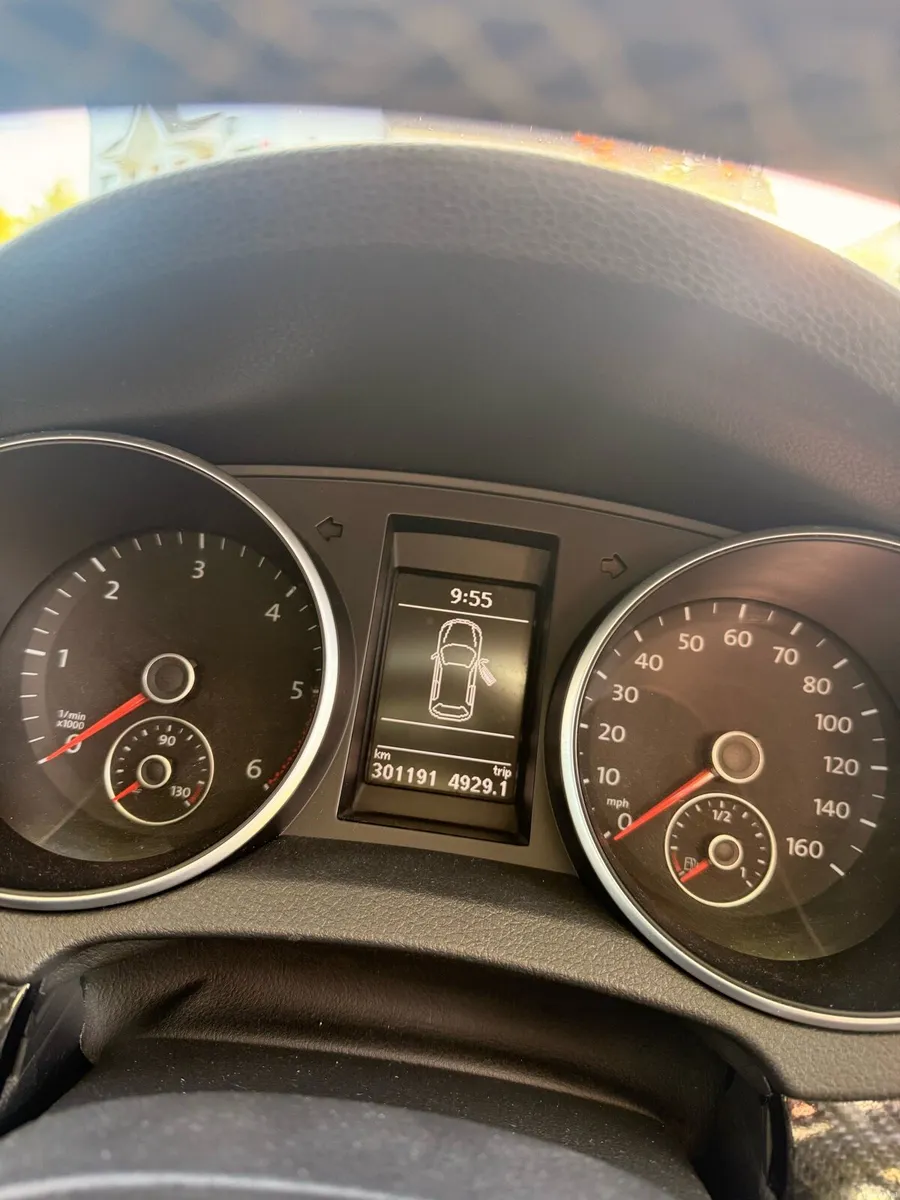 VW Golf - Image 4