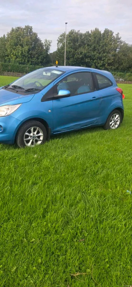 Car - Image 2