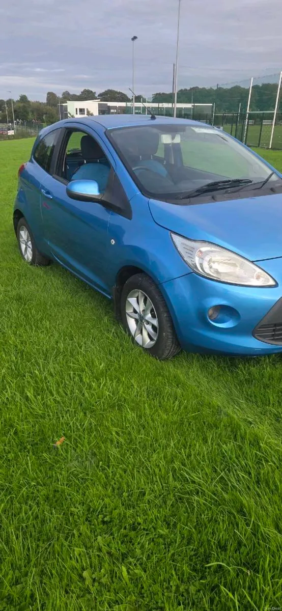 Car - Image 3
