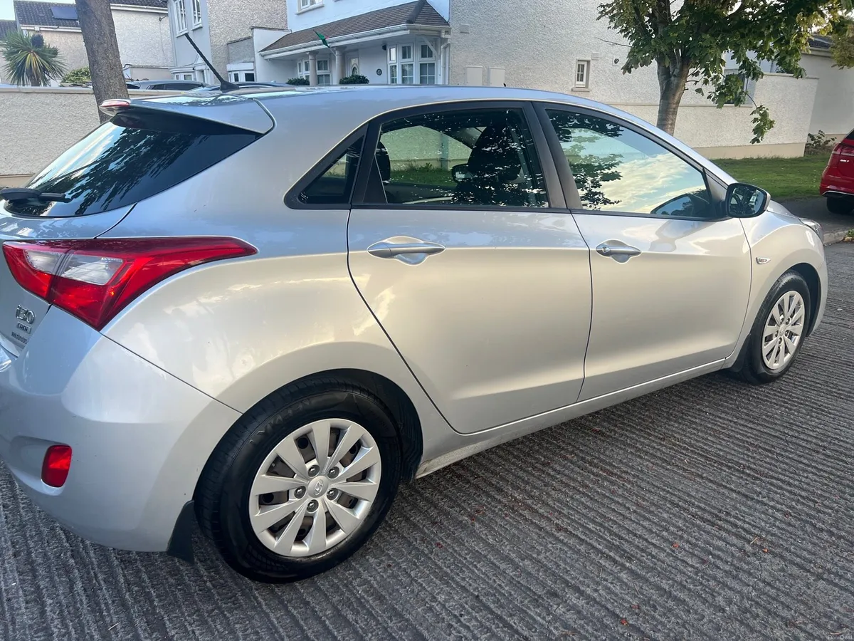 Hyundai i301.6 Diesel,Only101K One Owner,As New - Image 4
