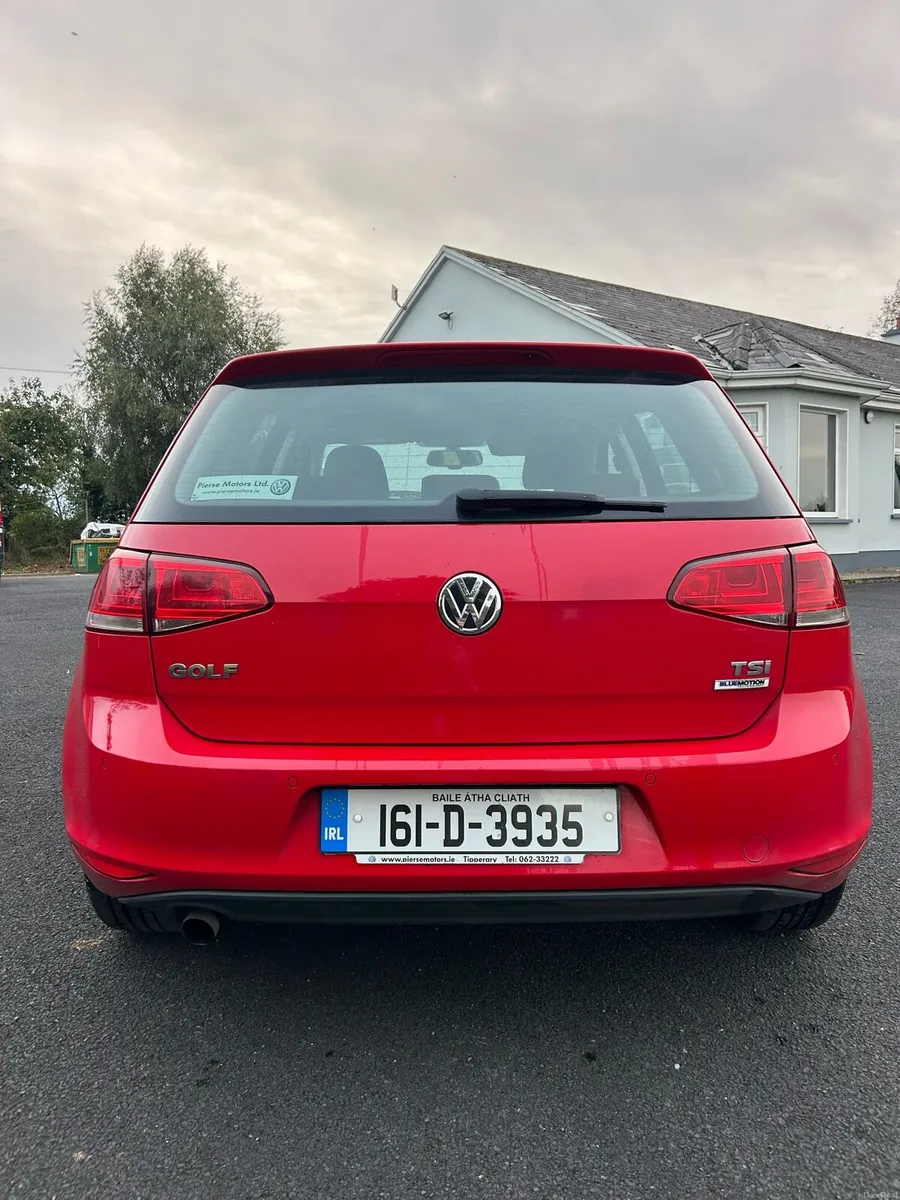 Volkswagen Golf TSI 1.2L 2016 Red - Image 3
