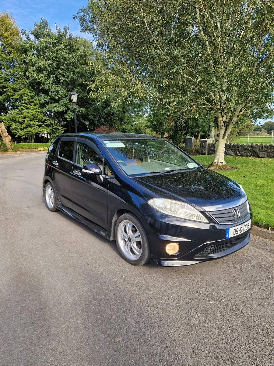 Honda fr-v automatic - Image 1