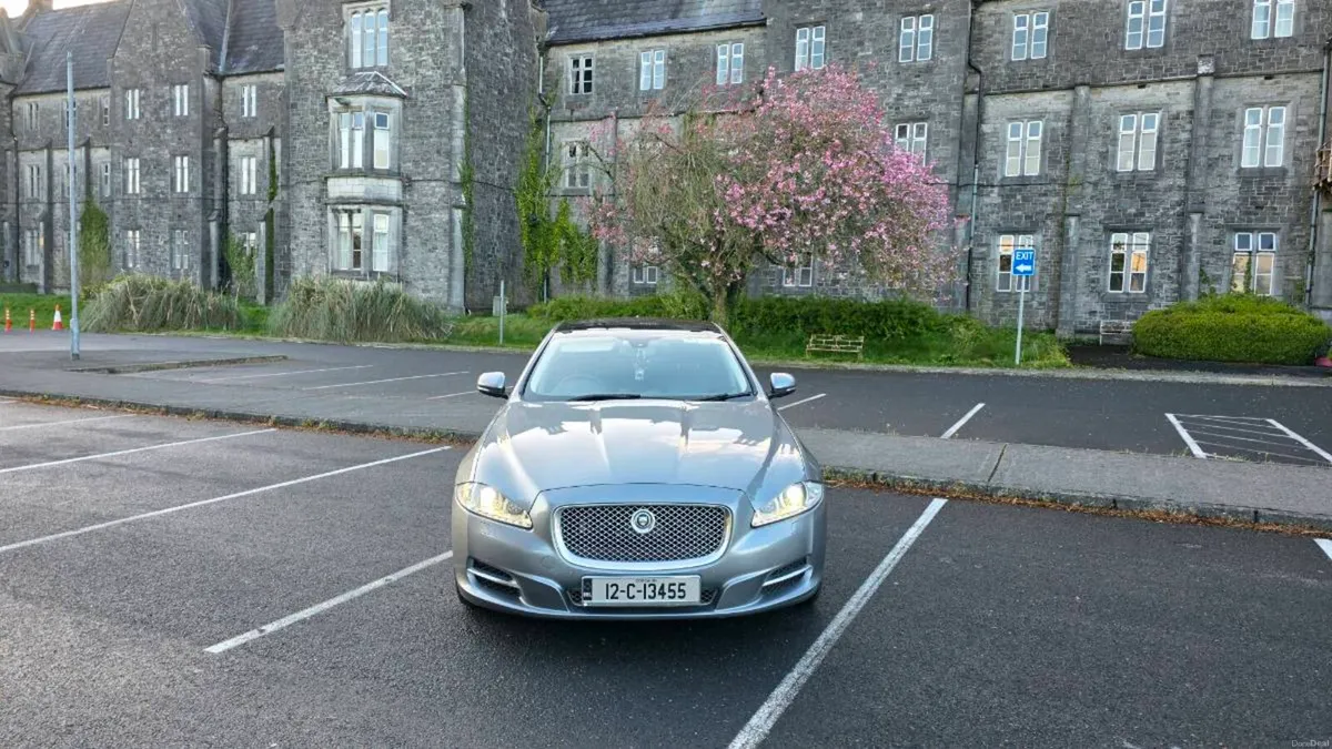 2012 Jaguar XJ 3.0D Twin Turbo High Spec - Image 2