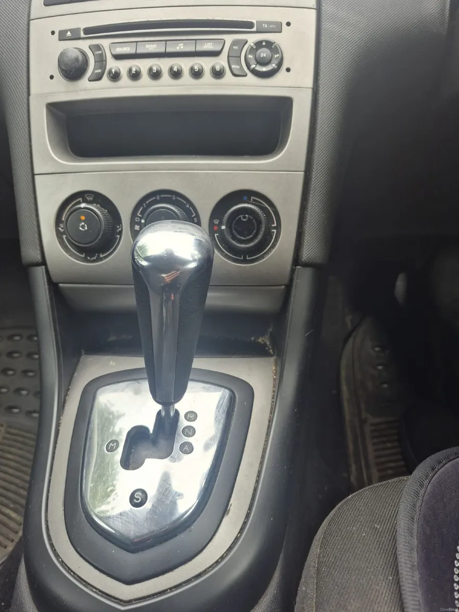 Peugeot 308 2010 - Image 4