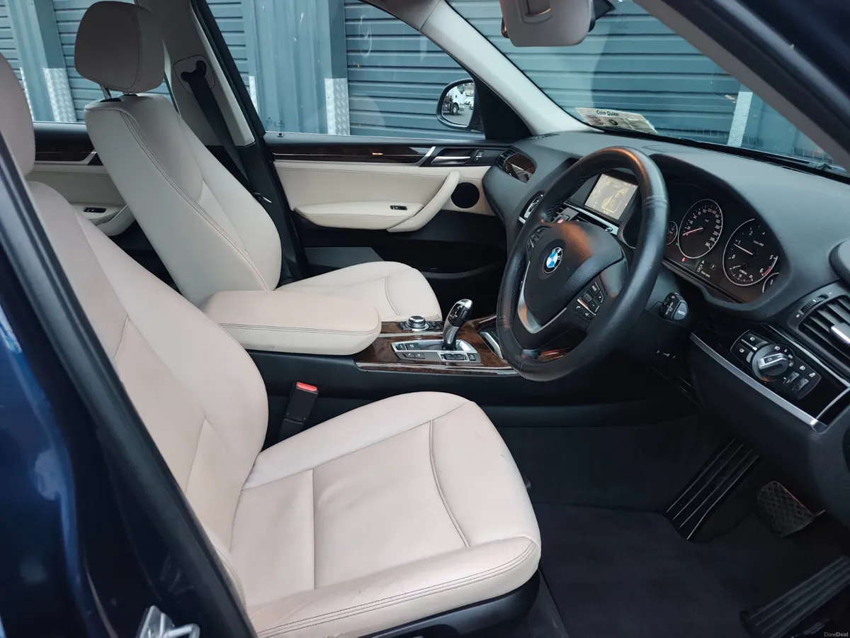 BMW X3 X line X drive auto low km 2017 - Image 6