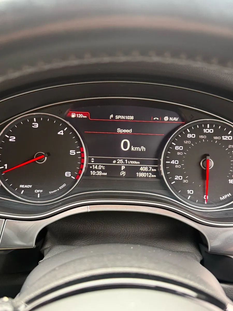 AUDI A6 S-LINE BLACK EDITION - Image 6