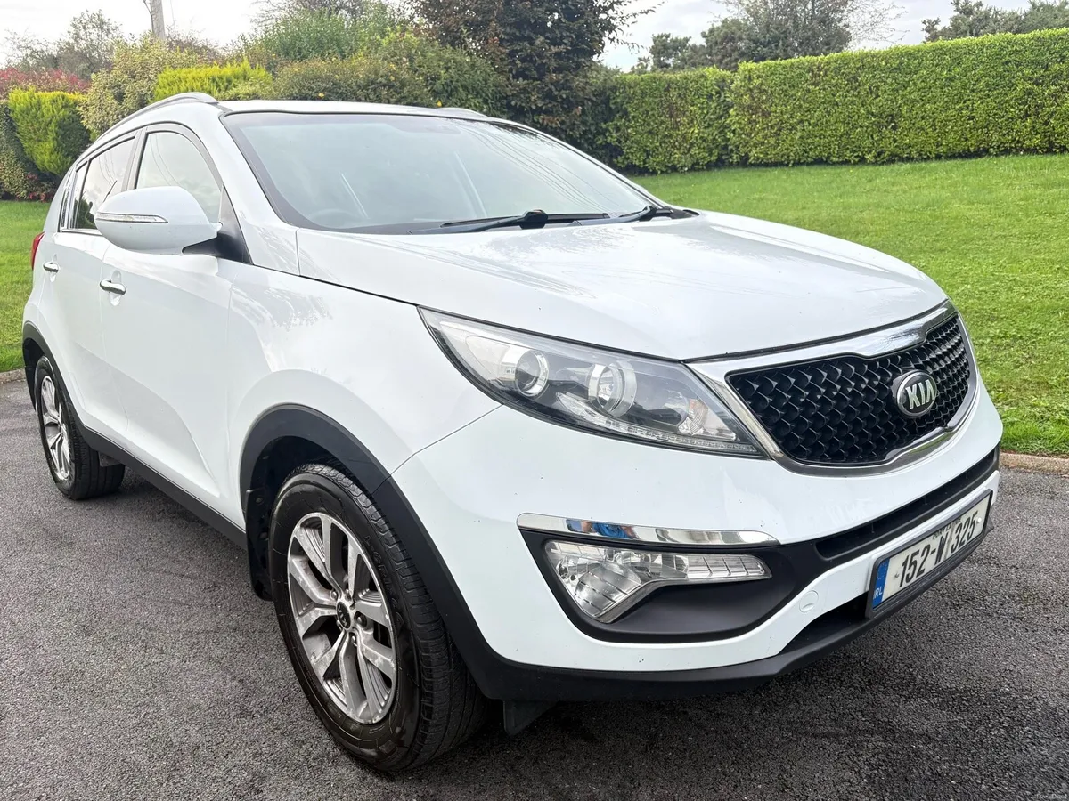 Kia Sportage 1.7 Crdi 2015 in mint condition - Image 2
