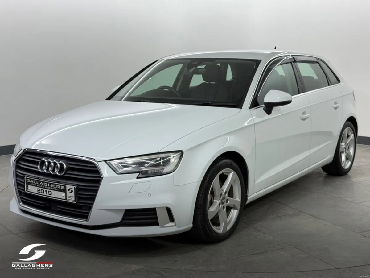 Audi A3 HTACHBACK SPORT 1.4 TFSI AUTO ONLY 25K KMS - Image 2