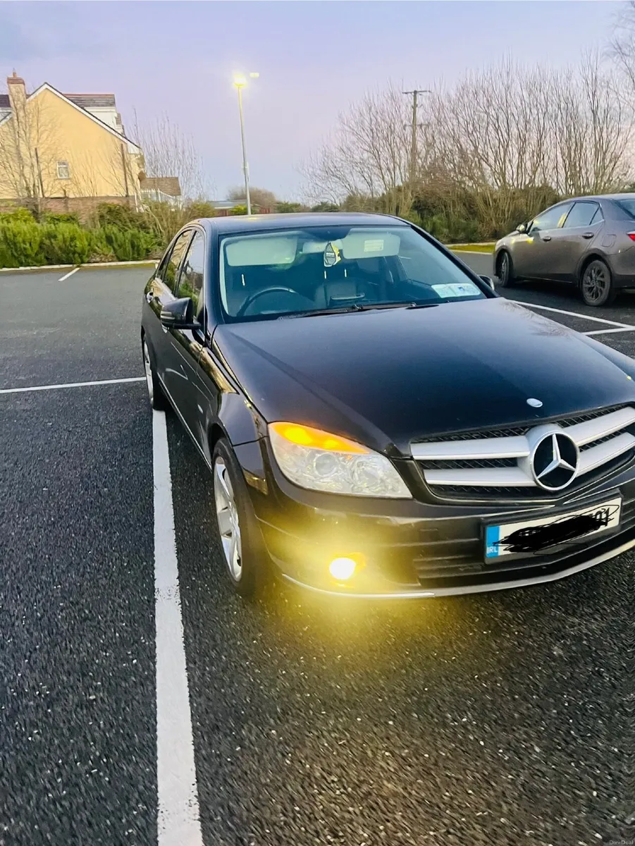 Mercedes-Benz C-Class 2009 - Image 6