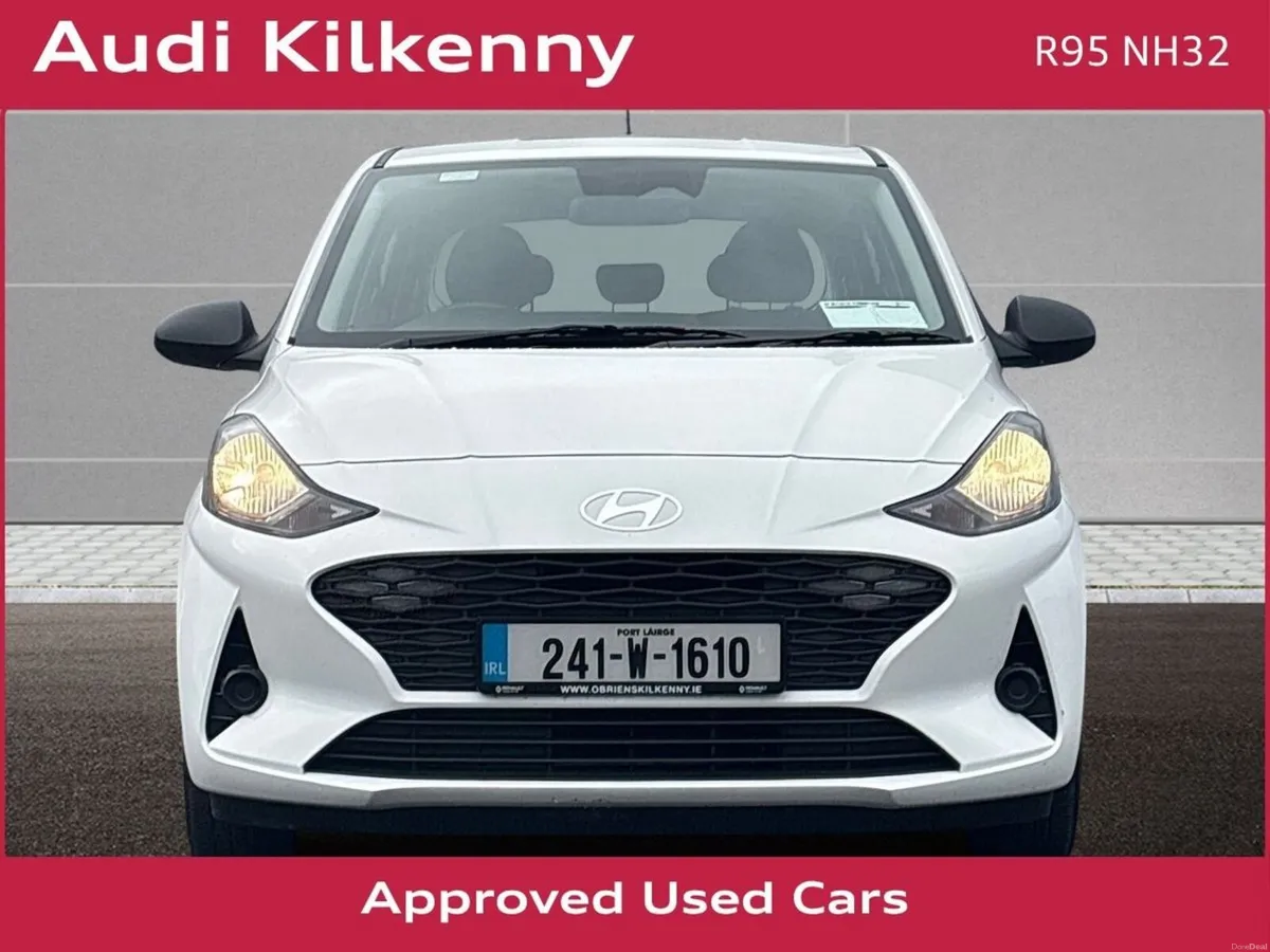 Hyundai i10 CLASSIC 1.0 5DR *1 OWNER - PRISTINE CA - Image 2
