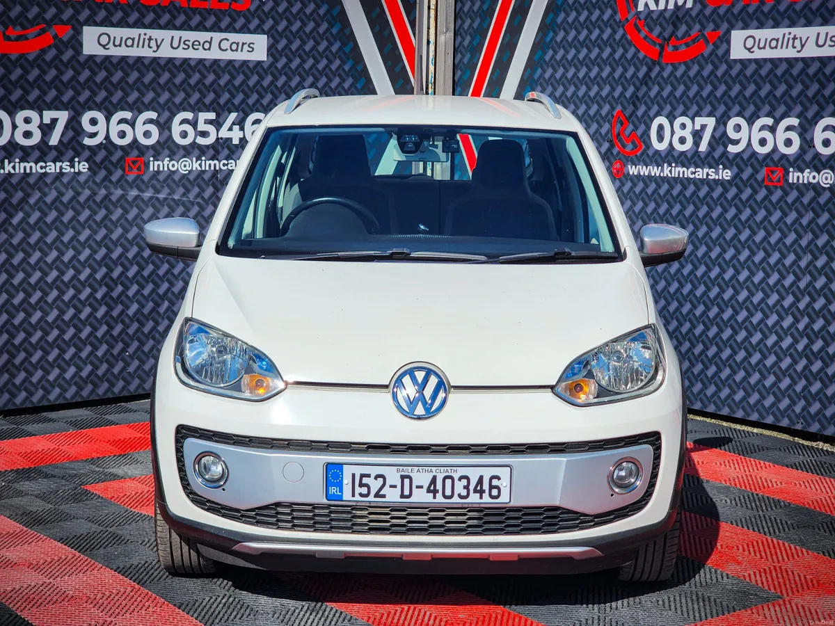 2015 Volkswagen up! Cross - Image 6
