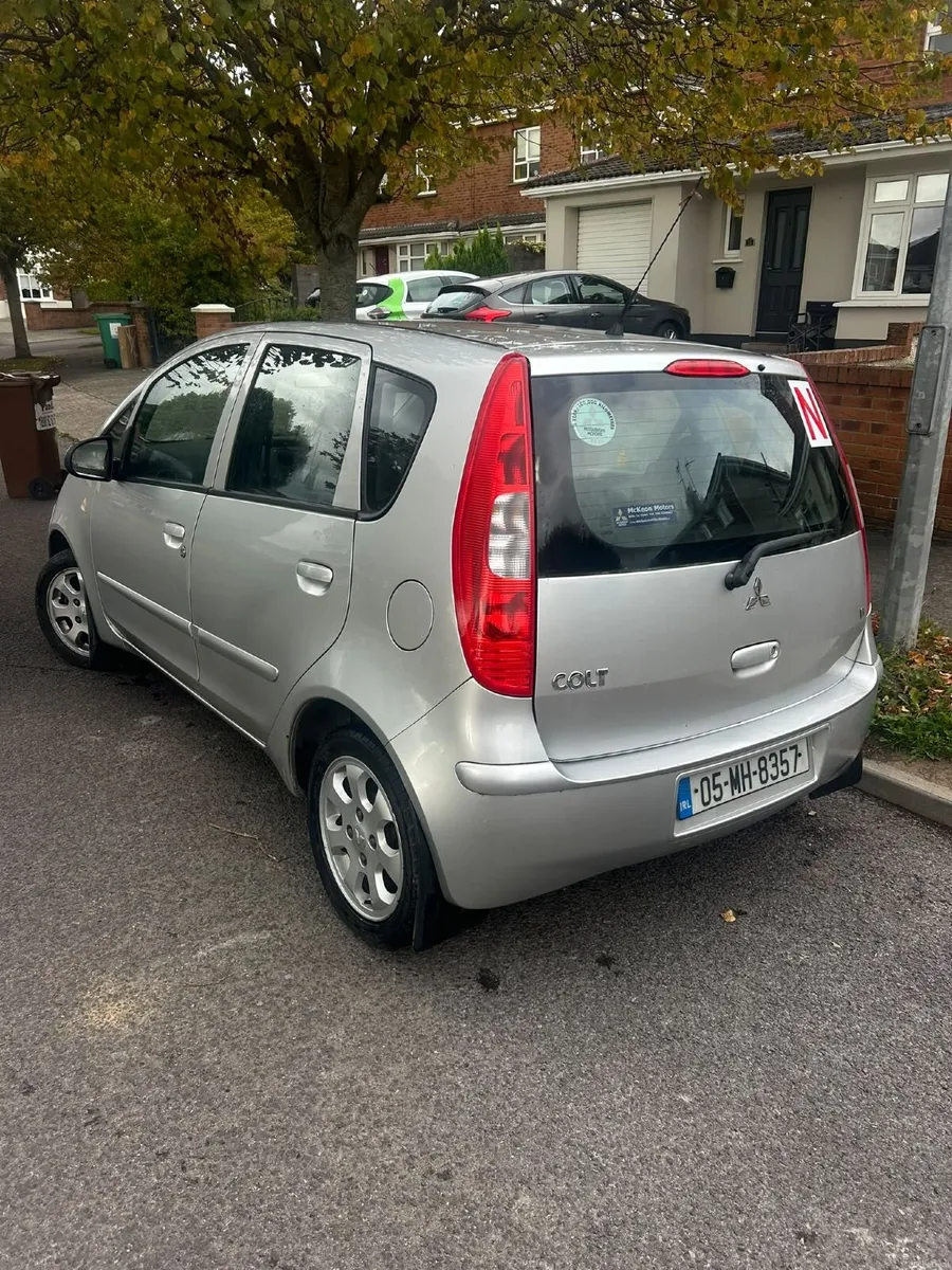Mitsubishi Colt 2005 1.1l - Image 2