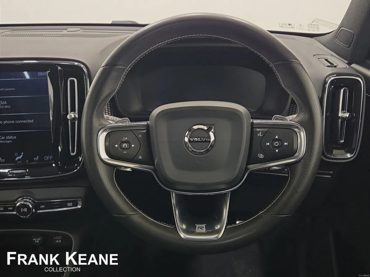 Volvo XC40 D3 DIESEL (150hp) R-Design Pro Auto - Image 5