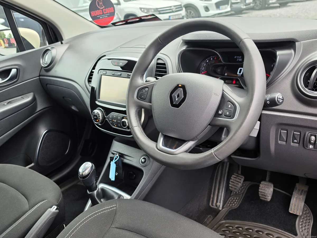 2019 Captur Iconic 0.9/New NCT/Irish/Warranty - Image 5