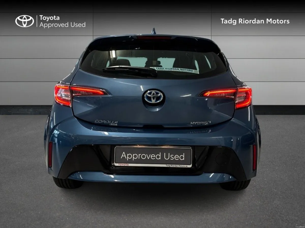 Toyota Corolla HYBRID AURA H/ H/B 4DR AUTO - Image 4