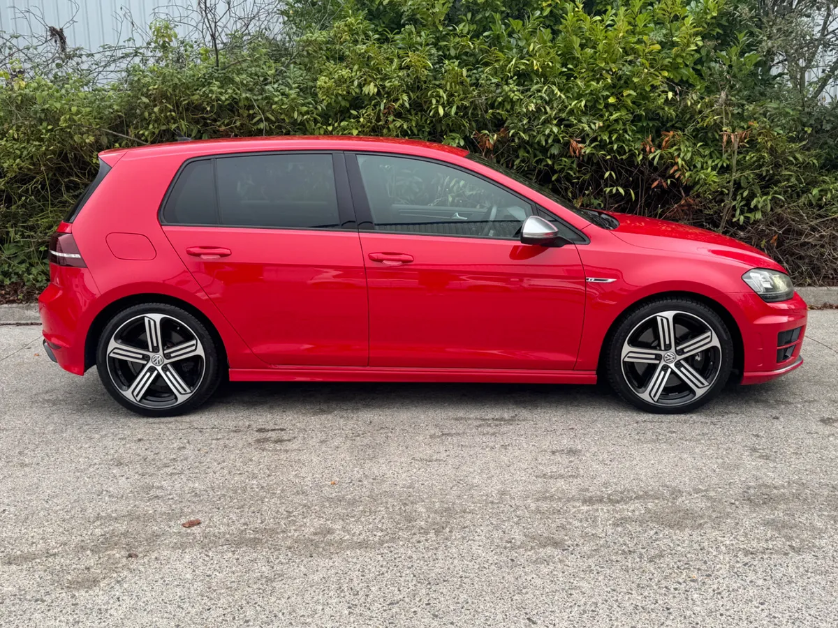2017 Golf R *13K KM* - Image 2