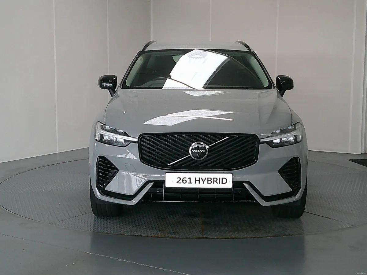 Volvo XC60 2026 - Image 2