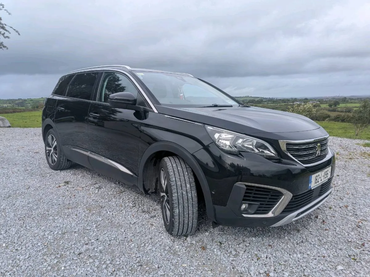 7 seater Car for sale - Image 3