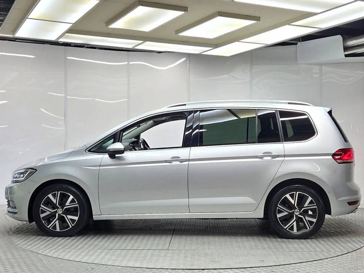 Volkswagen Touran TSI Highline DSG - Image 5