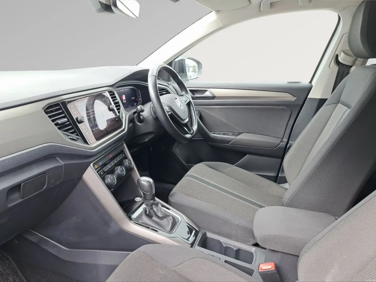 Volkswagen T-Roc TDI STYLE DESIGN - Image 4