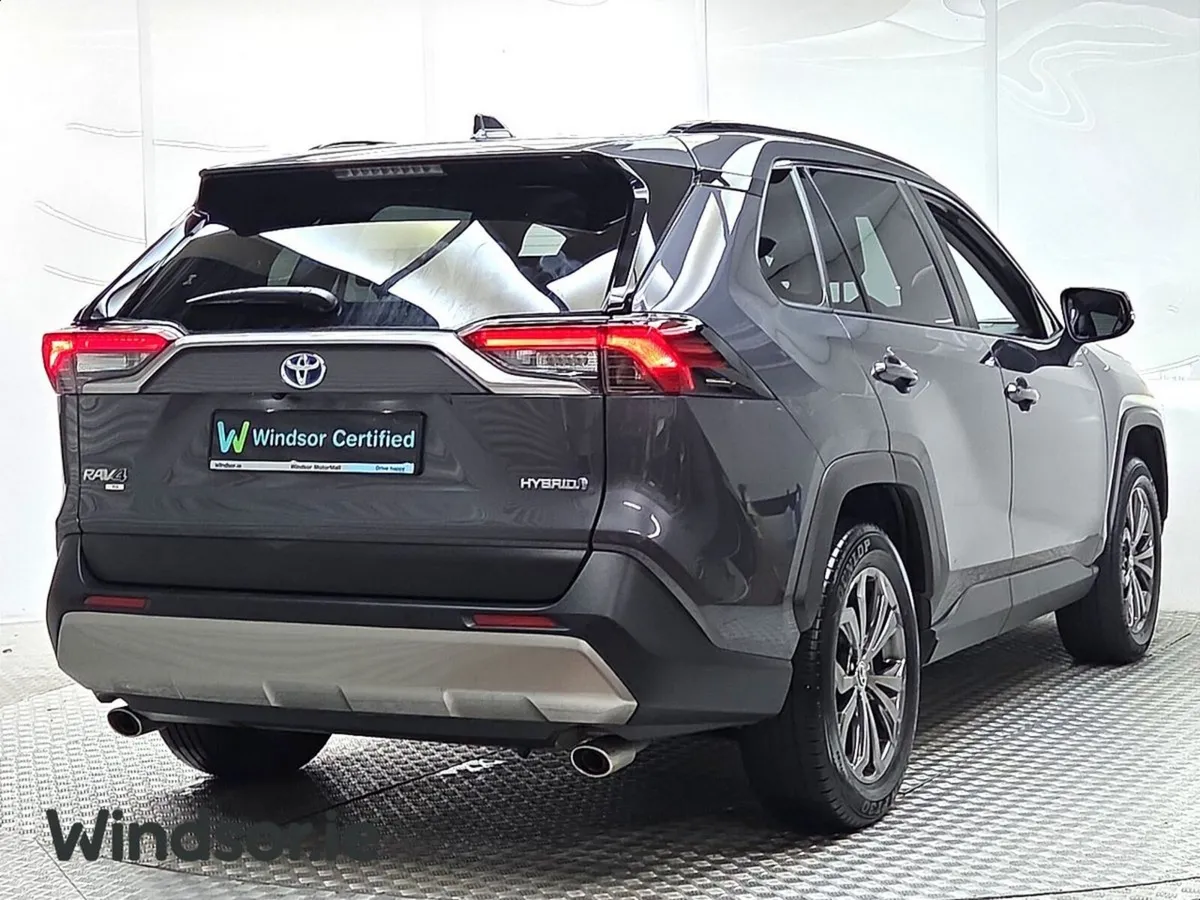 Toyota RAV4 2.5 Hybrid Sol Model - Image 2