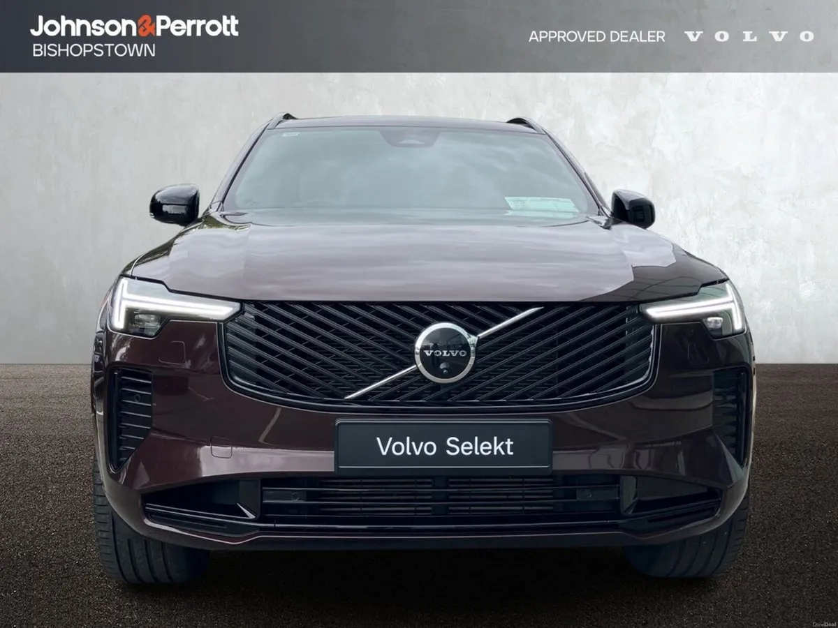 Volvo XC90 T8 455bhp AWD PHEV Plus Dark - Mulberry - Image 4