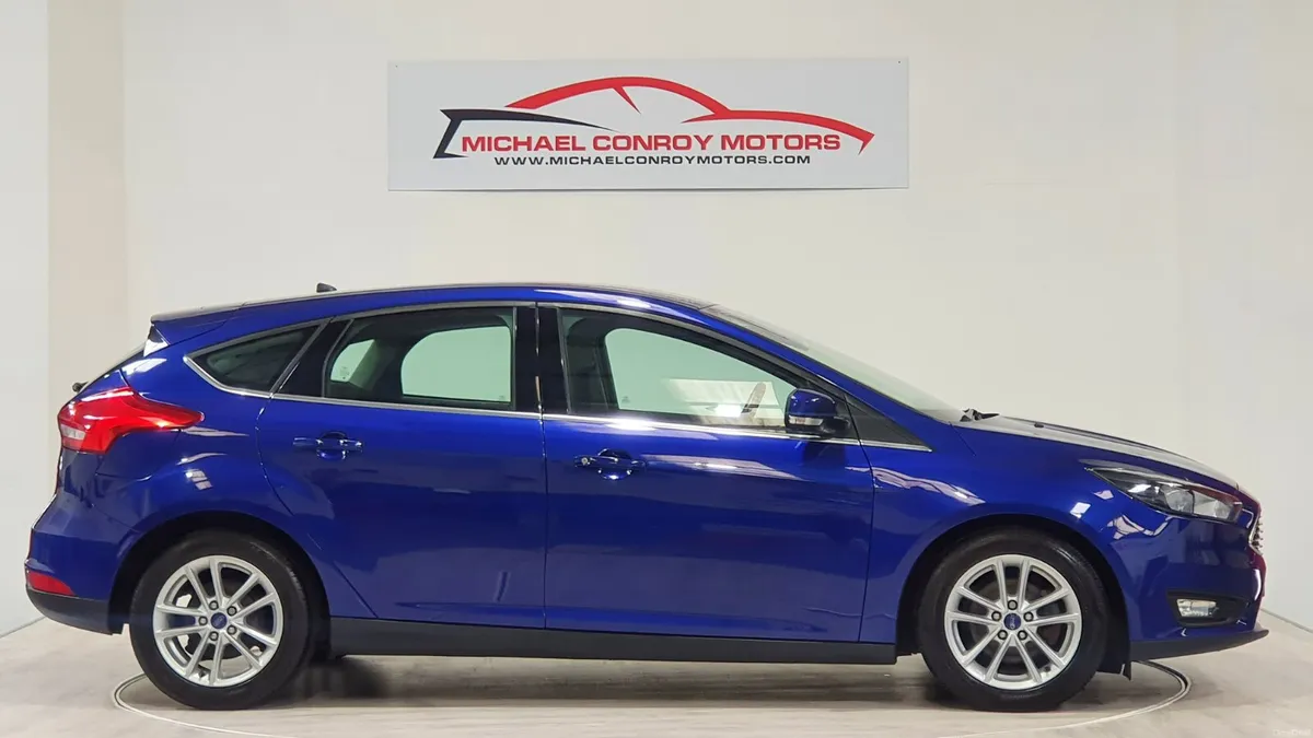 Ford Focus ZETEC - Image 4