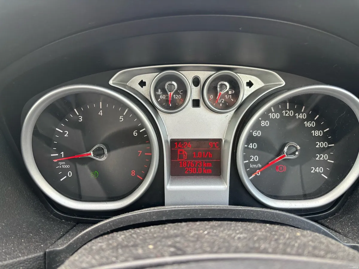 2010 Ford Focus 3DR Petrol - Image 6