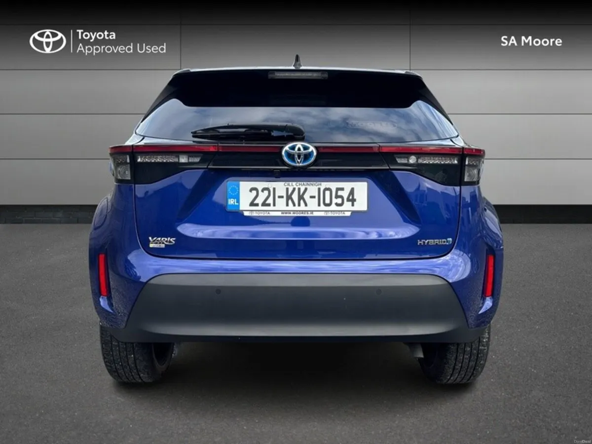 Toyota Yaris Cross HYBRID SOL - Image 4