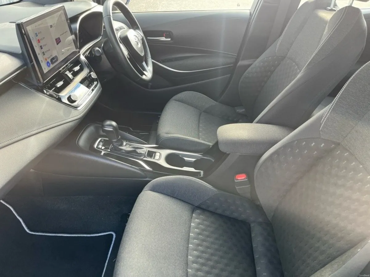 Toyota Corolla HYBRID LUNA H/8 4DR AUTO H/B - Image 6