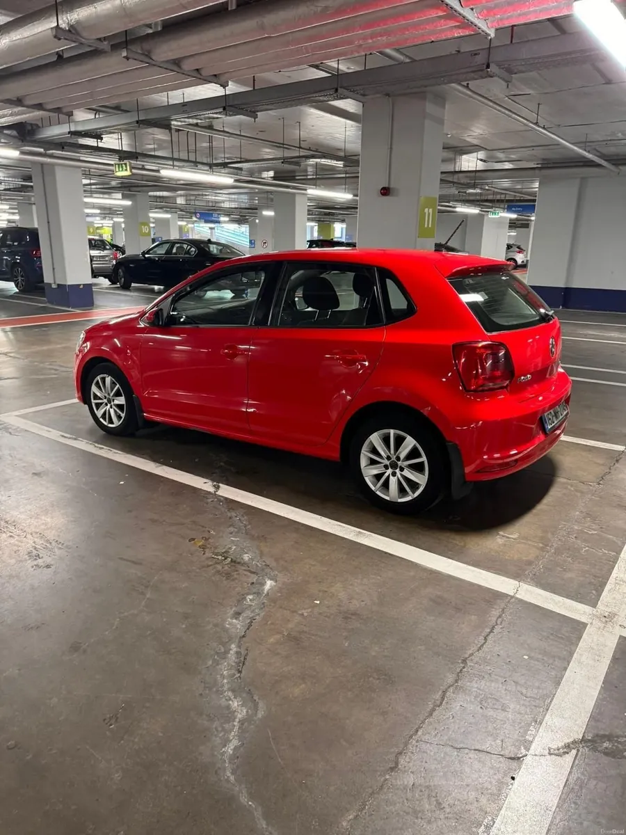 Volkswagen Polo 2015 - Image 1