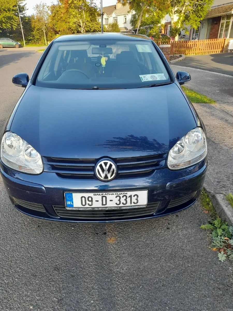 Volkswagen Golf 2009 - Image 1