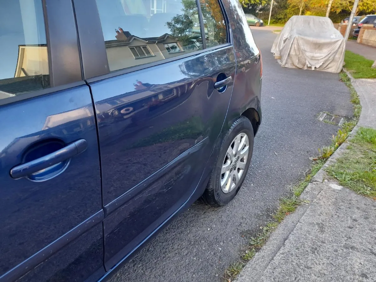 Volkswagen Golf 2009 - Image 5