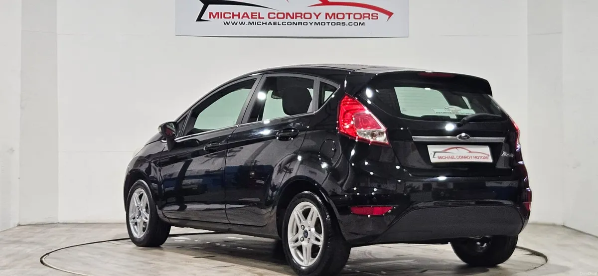 Ford Fiesta ZETEC - FINANCE AVAILABLE - Image 6