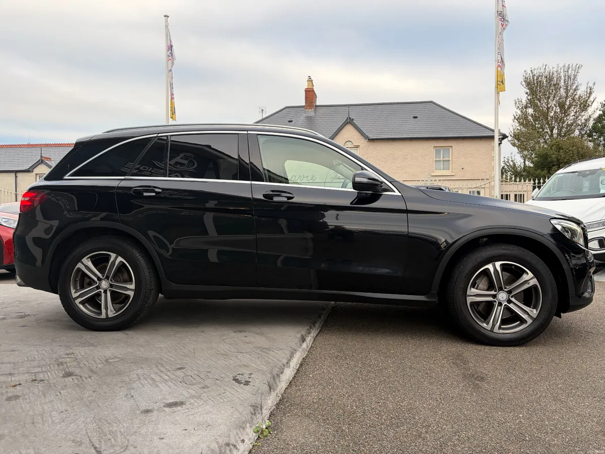 161 Mercedes Benz GLC220 4Matic - Image 3