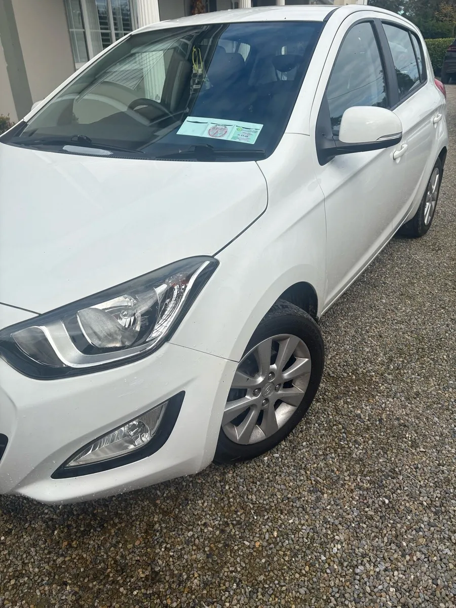 Hyundai i20 - Image 3