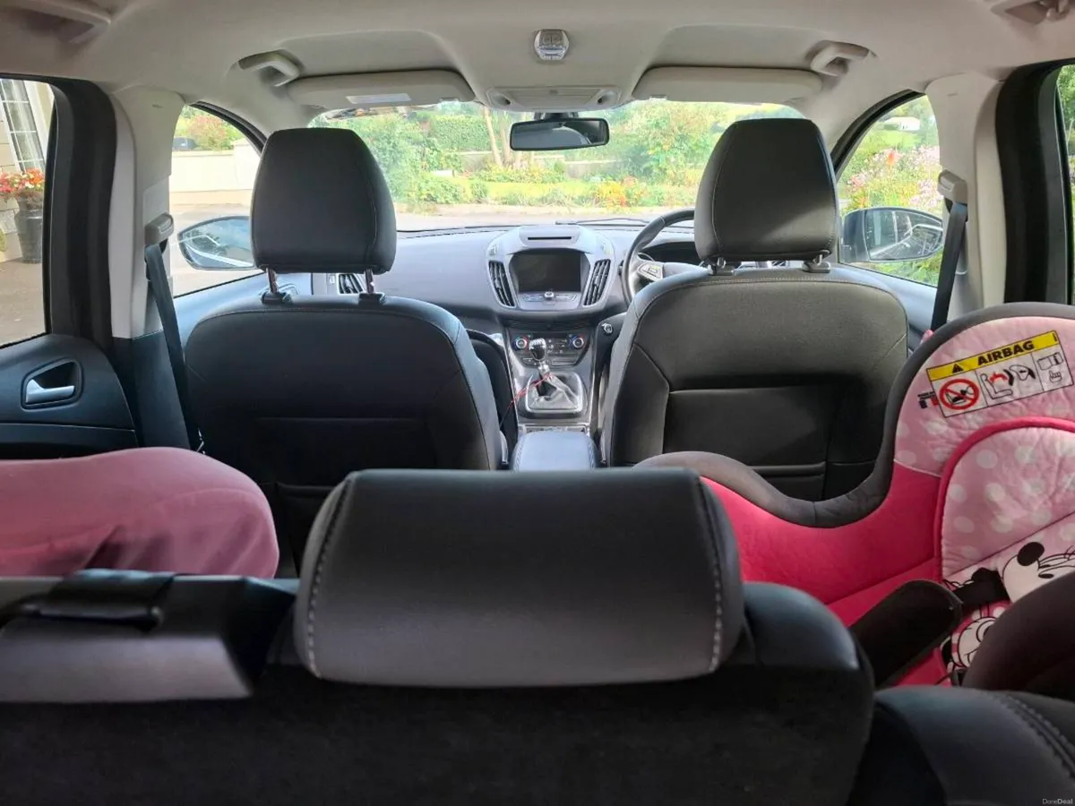 Ford Kuga - Image 3