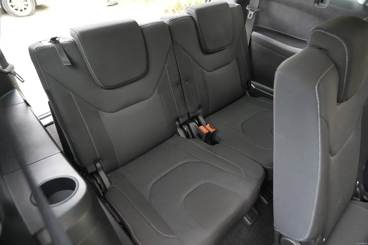 2016 Ford S-Max TITANIUM 2.0 Diesel Manual 7 Seat - Image 6