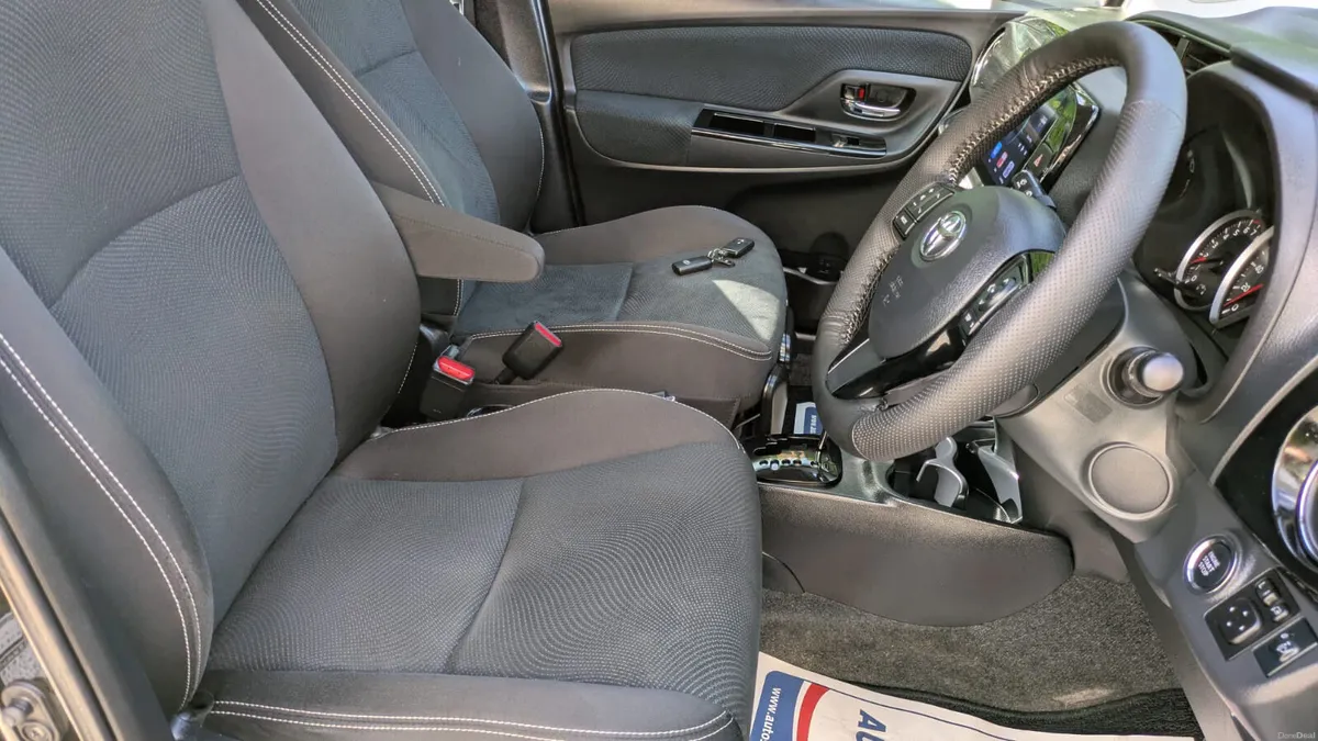 Toyota Yaris 1.3 Petrol Automatic with TSS, 2017 - Image 4