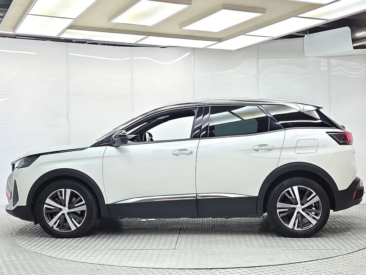 Peugeot 3008 1.6 Allure PHEV Auto - Image 5