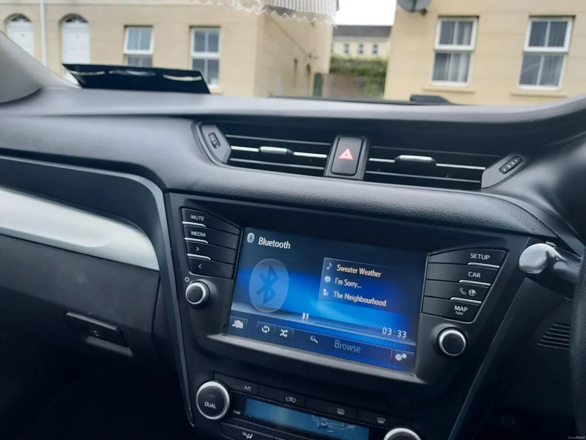 Toyota Avensis 2016 - Image 1