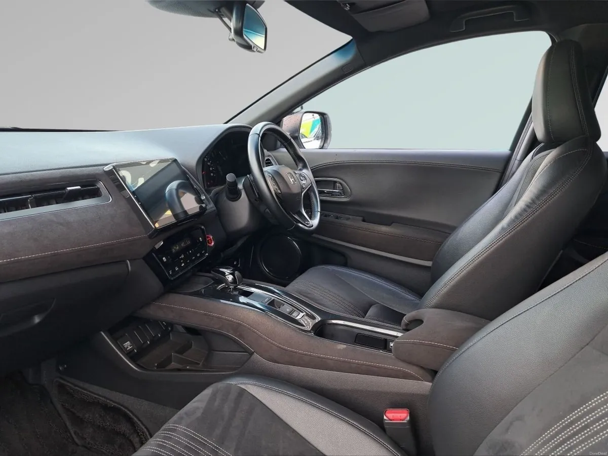 Honda Vezel HV RS-HYBRID - Image 4