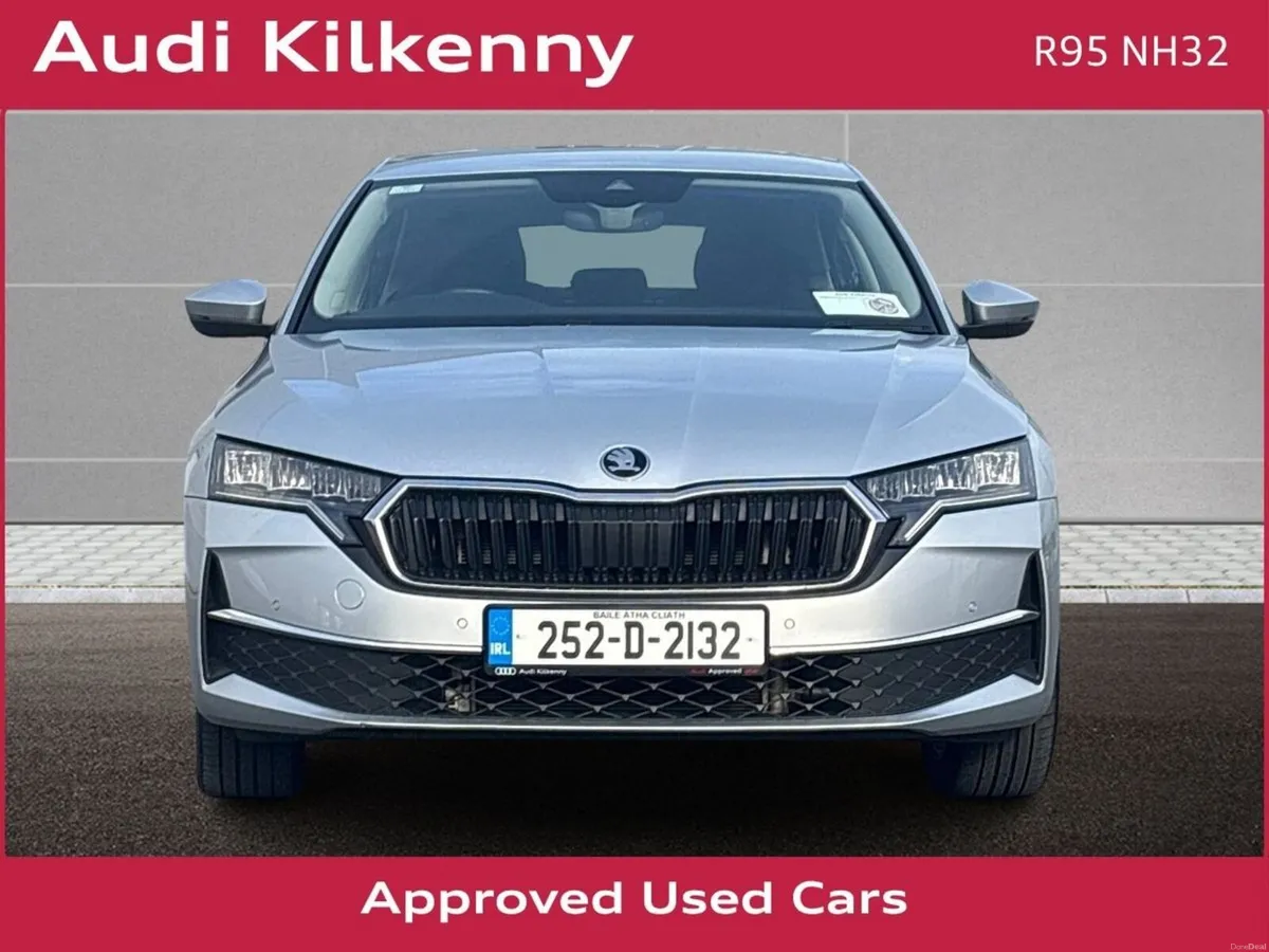 Skoda Octavia SELECTION 2.0 TDI 115 BHP 4DR *1 OWN - Image 2
